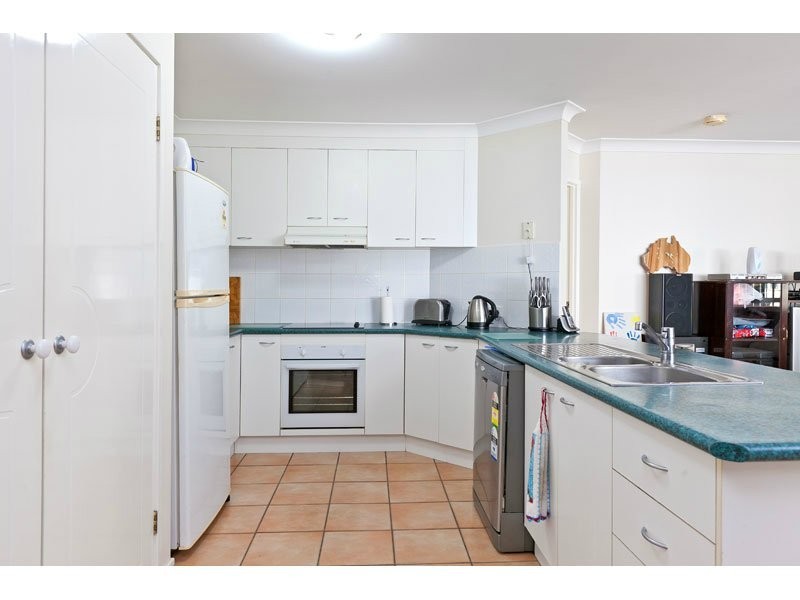 4 Moonlight Place, Capalaba QLD 4157