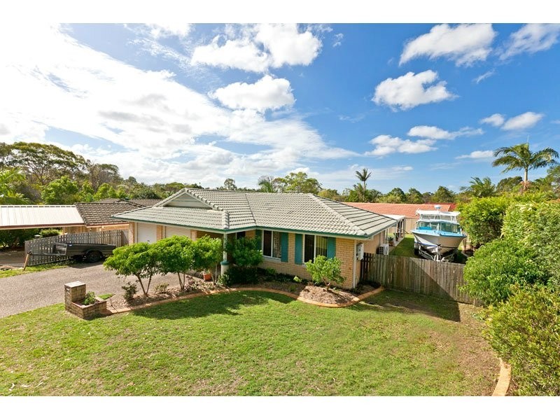 4 Moonlight Place, Capalaba QLD 4157