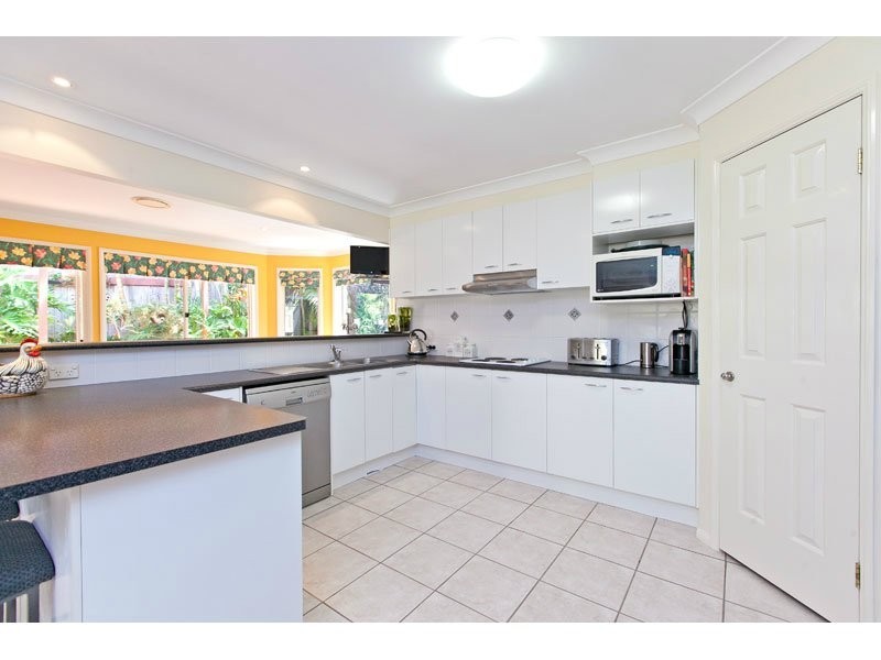 9 Mathison Court, Redland Bay QLD 4165