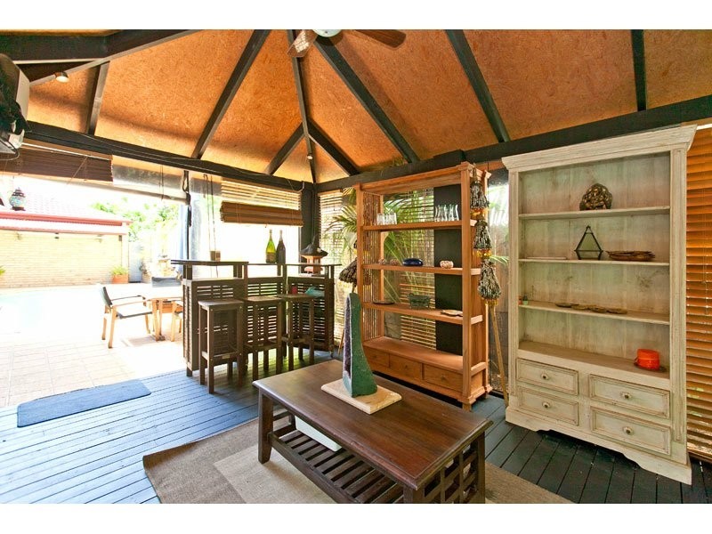 9 Mathison Court, Redland Bay QLD 4165