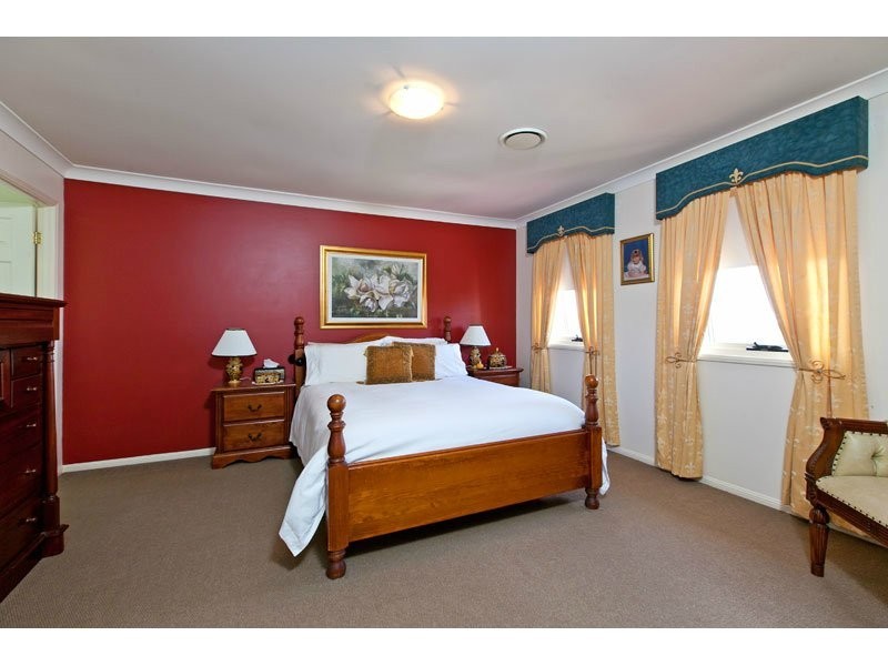 9 Mathison Court, Redland Bay QLD 4165