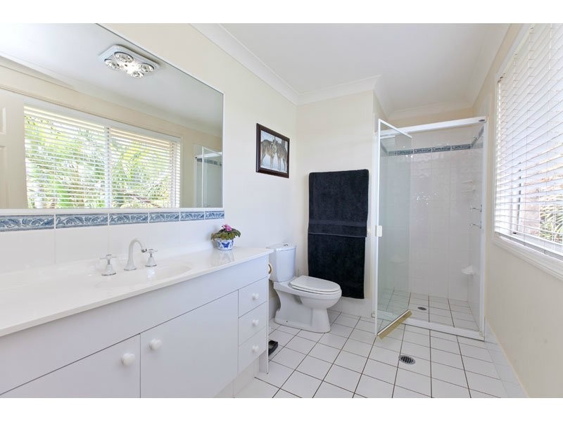9 Mathison Court, Redland Bay QLD 4165