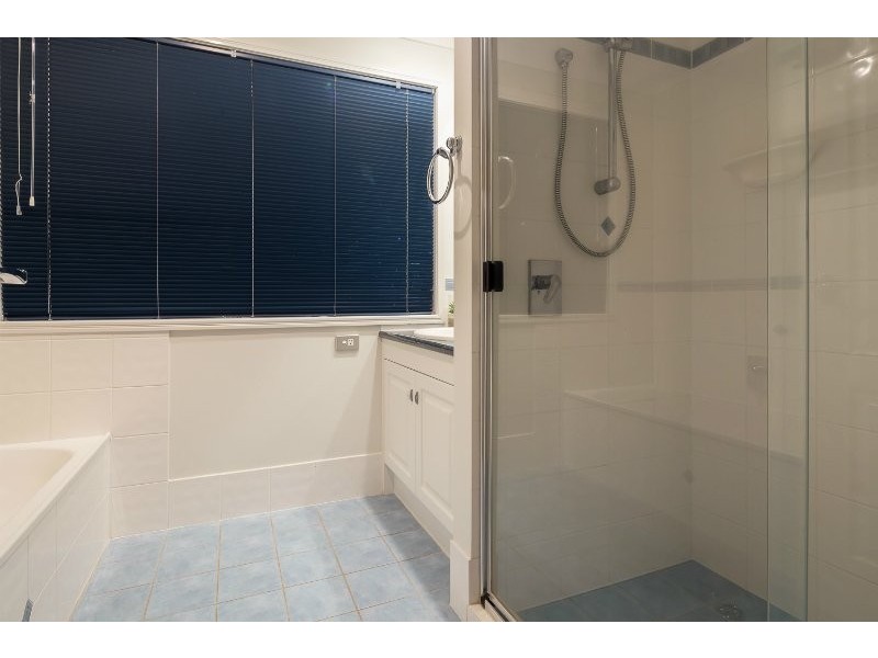 111 School Of Arts Road, Redland Bay QLD 4165