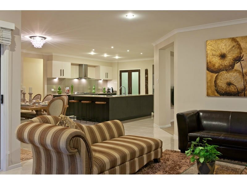 3 Pyrus Place, Redland Bay QLD 4165