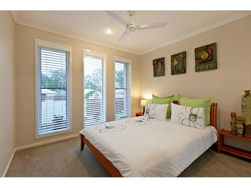 3 Pyrus Place, Redland Bay QLD 4165