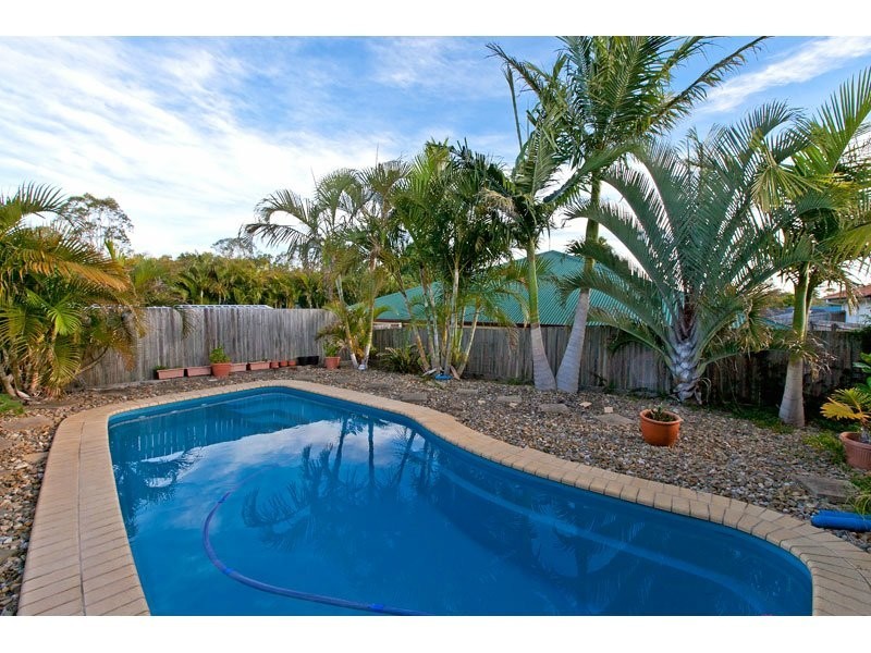 43 Attenborough Circuit, Redland Bay QLD 4165
