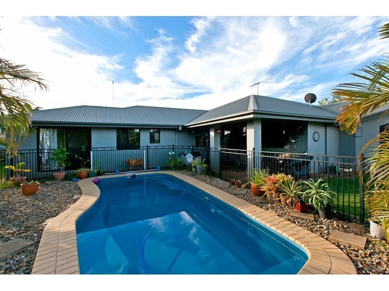 43 Attenborough Circuit, Redland Bay QLD 4165