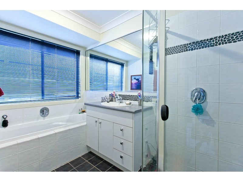 43 Attenborough Circuit, Redland Bay QLD 4165