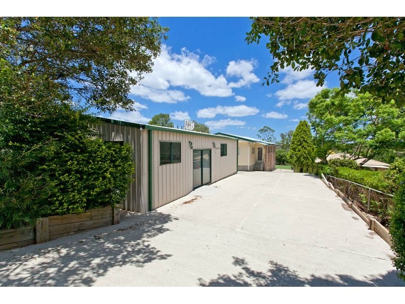 297 Redland Bay Road, Capalaba QLD 4157
