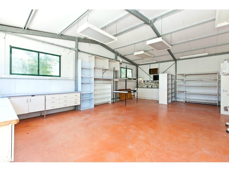 297 Redland Bay Road, Capalaba QLD 4157