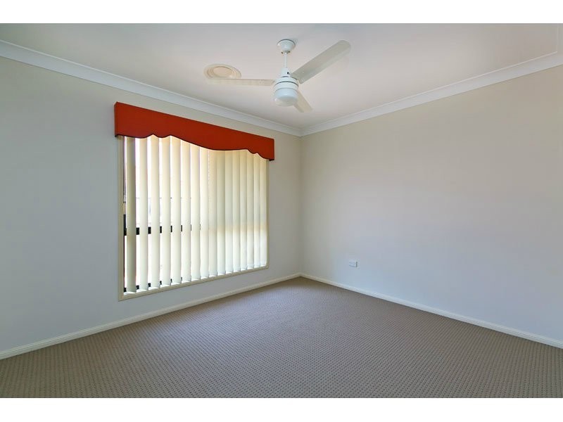 27 McConechy Dve, Victoria Point QLD 4165