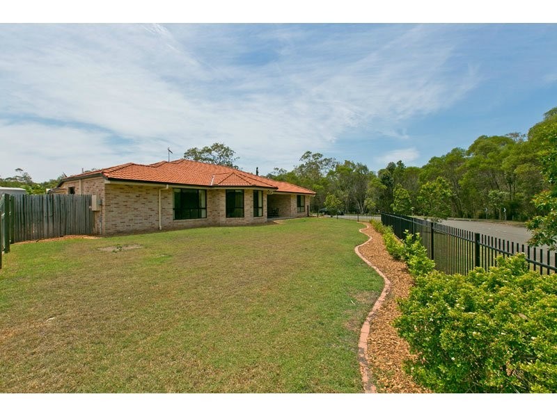 27 McConechy Dve, Victoria Point QLD 4165