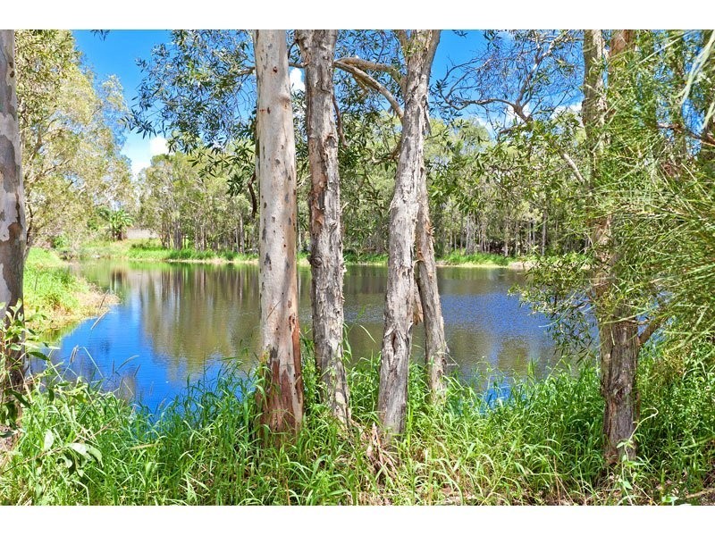 27 McConechy Dve, Victoria Point QLD 4165