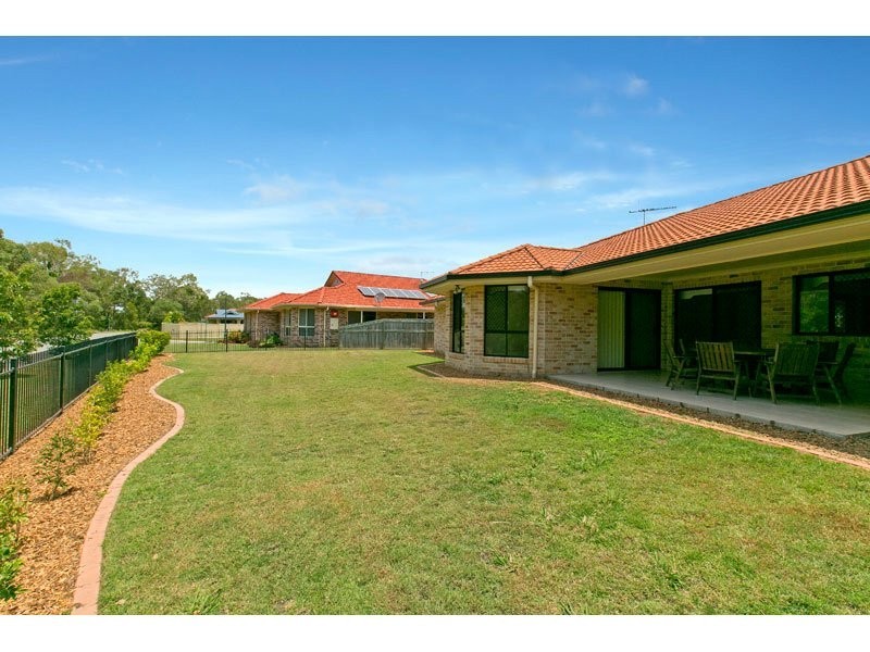 27 McConechy Dve, Victoria Point QLD 4165