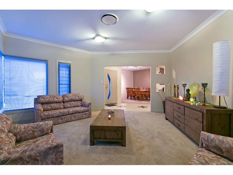 25 Cole St, Redland Bay QLD 4165