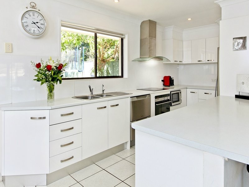 12 Abbotsleigh St, Thornlands QLD 4164