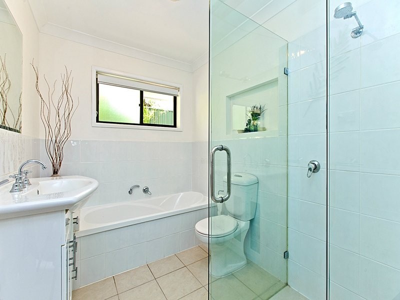 12 Abbotsleigh St, Thornlands QLD 4164