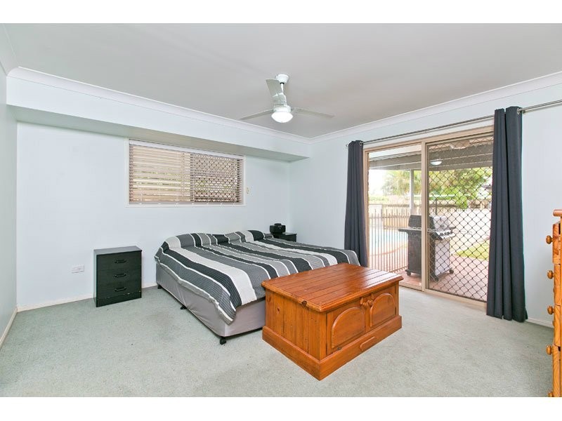 44 Seagull St, Victoria Point QLD 4165
