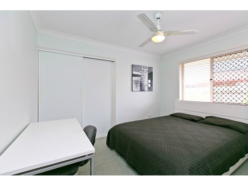 44 Seagull St, Victoria Point QLD 4165