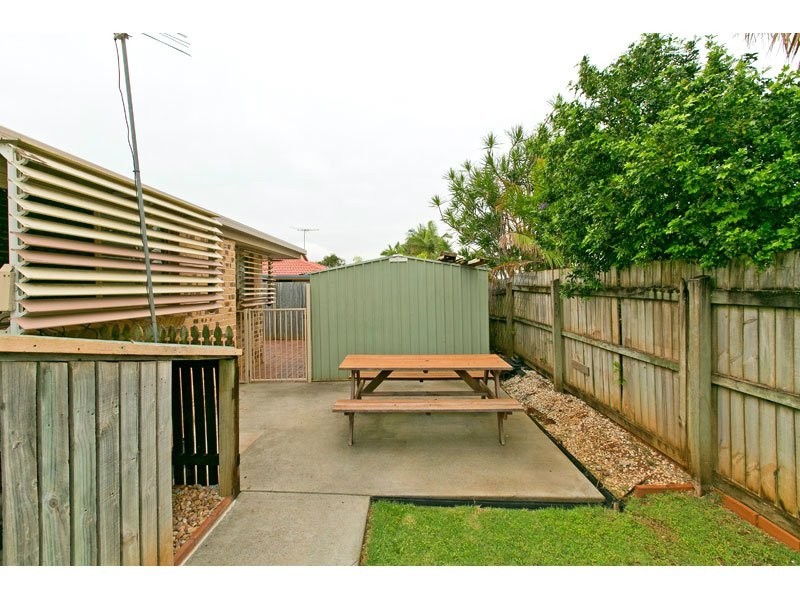 44 Seagull St, Victoria Point QLD 4165