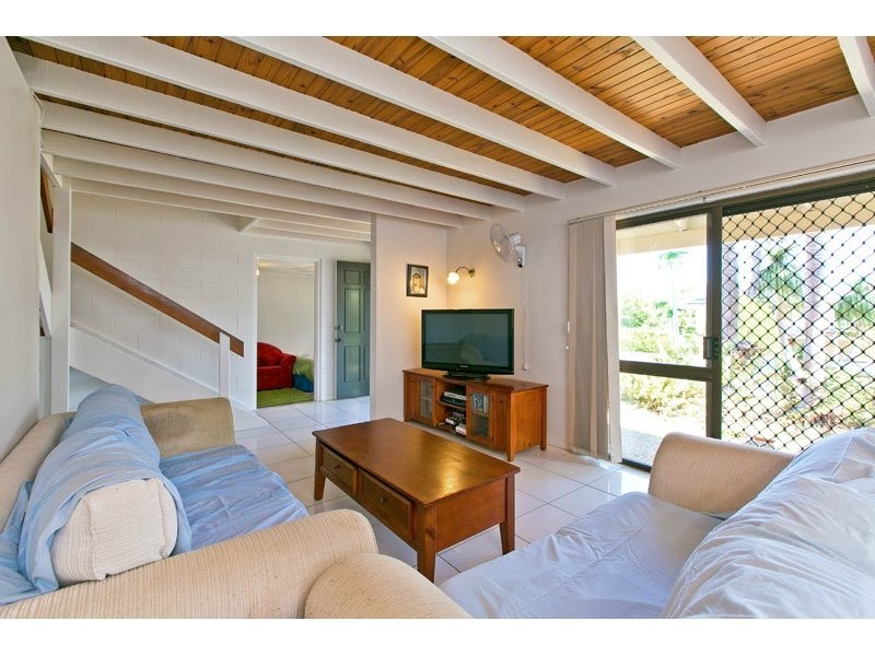 17 Lake View Drive, Thornlands QLD 4164