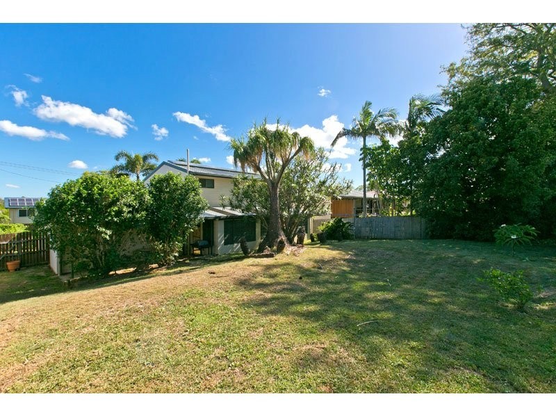 17 Lake View Drive, Thornlands QLD 4164