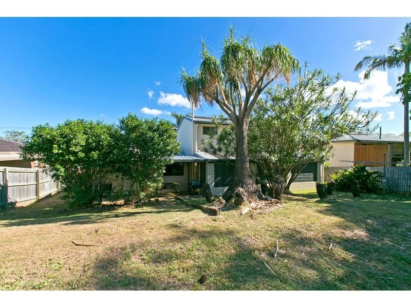 17 Lake View Drive, Thornlands QLD 4164
