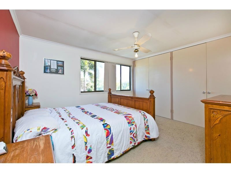 17 Lake View Drive, Thornlands QLD 4164