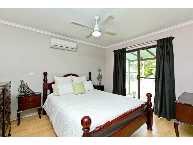 16 Workington St, Alexandra Hills QLD 4161