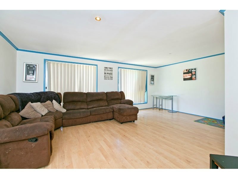 11 Jeanne Drive, Victoria Point QLD 4165