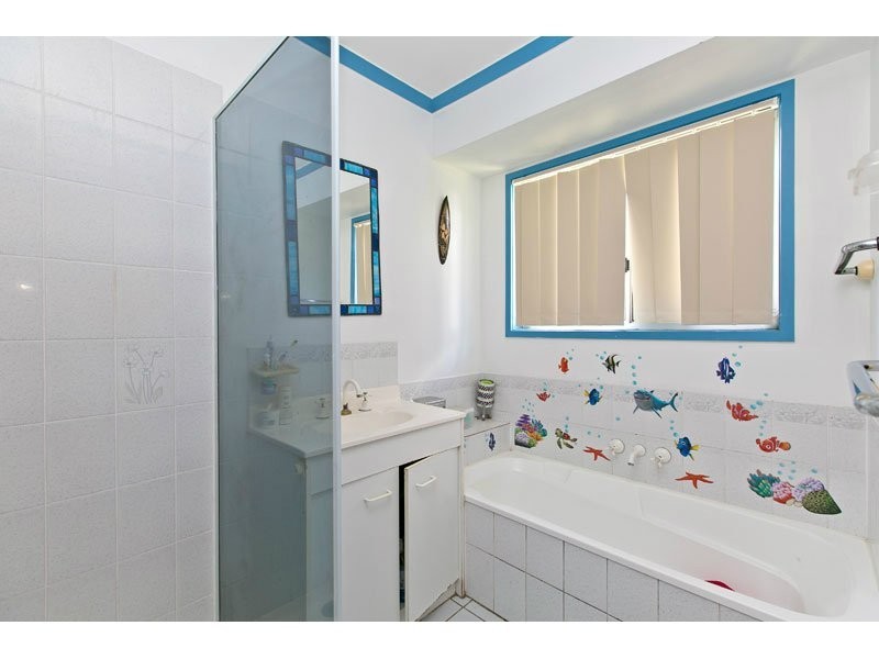 11 Jeanne Drive, Victoria Point QLD 4165