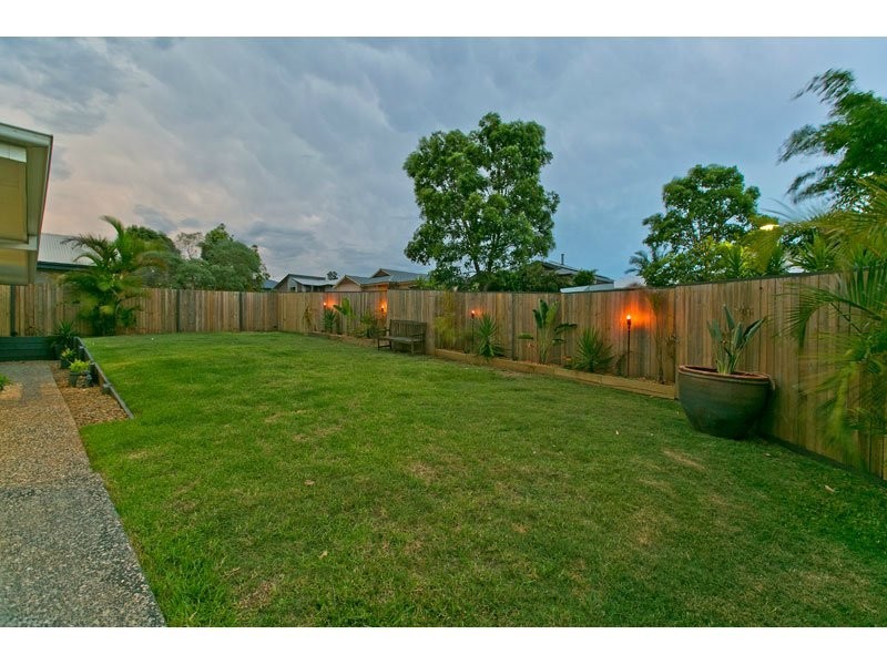 10 Cole Street, Redland Bay QLD 4165