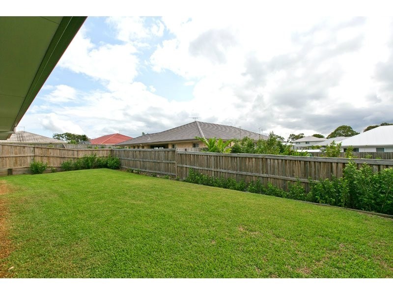 26 Unwin Road, Redland Bay QLD 4165