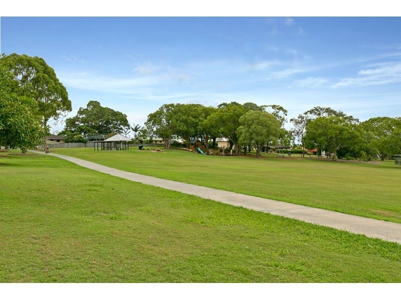 9 Cynthia Place, Wakerley QLD 4154