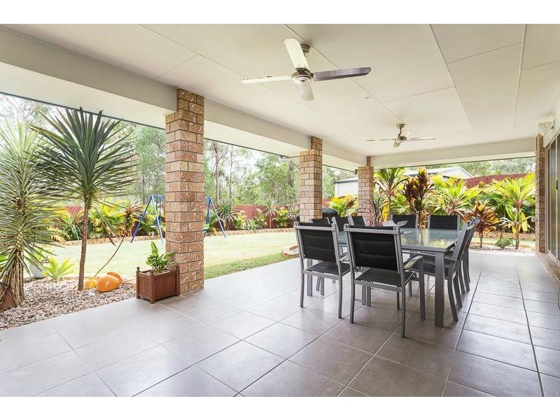 22 Explorers Way, Mount Cotton QLD 4165