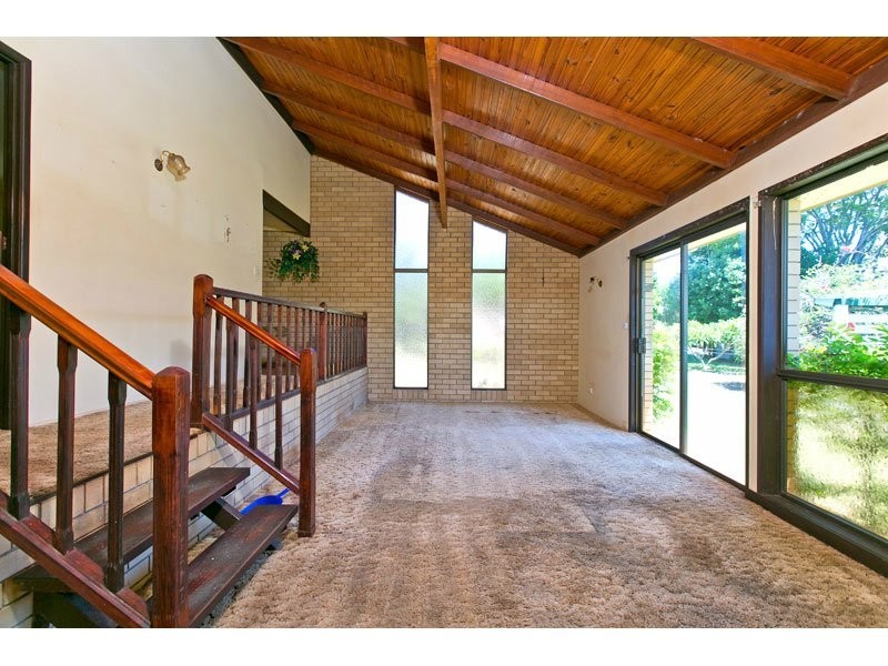 8 Angela Cres, Cleveland QLD 4163