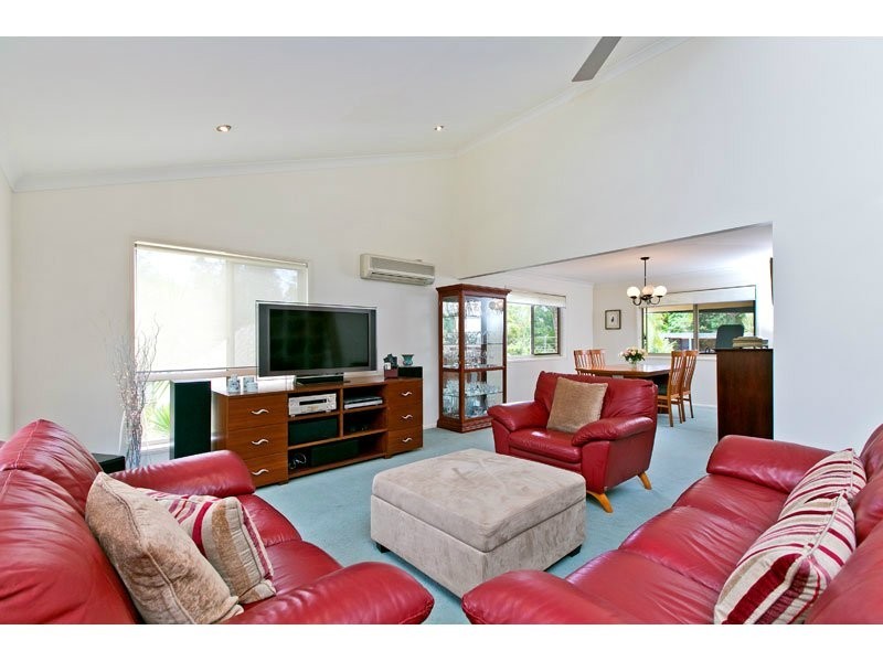 12 Honeyeater Court, Thornlands QLD 4164