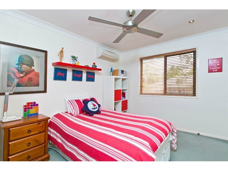 12 Honeyeater Court, Thornlands QLD 4164