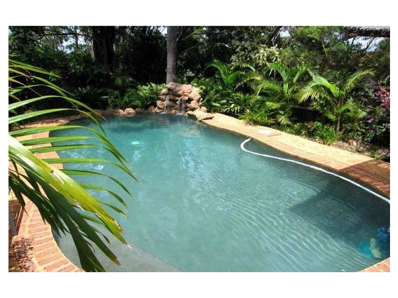 7 Chinnock Court, Alexandra Hills QLD 4161