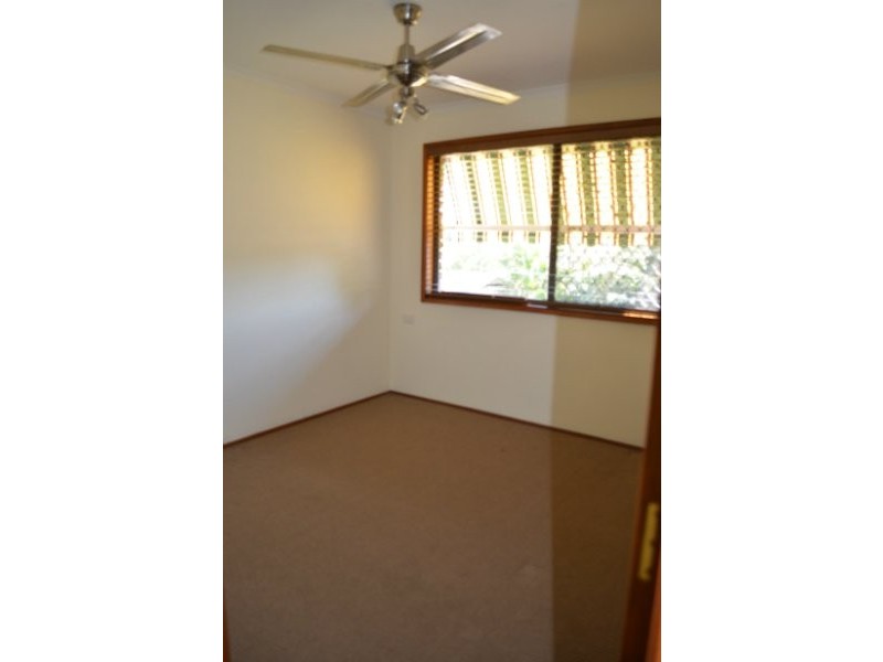 7 Chinnock Court, Alexandra Hills QLD 4161