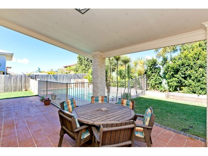 20 Bedarra Street, Redland Bay QLD 4165