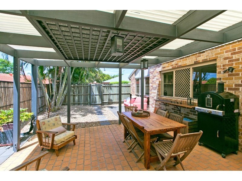 5 Caledonian Cres, Alexandra Hills QLD 4161