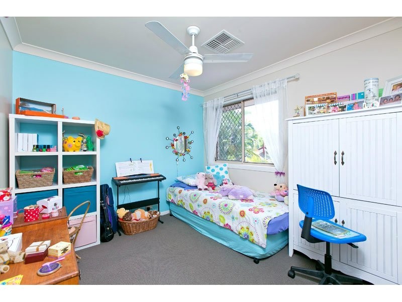 5 Caledonian Cres, Alexandra Hills QLD 4161