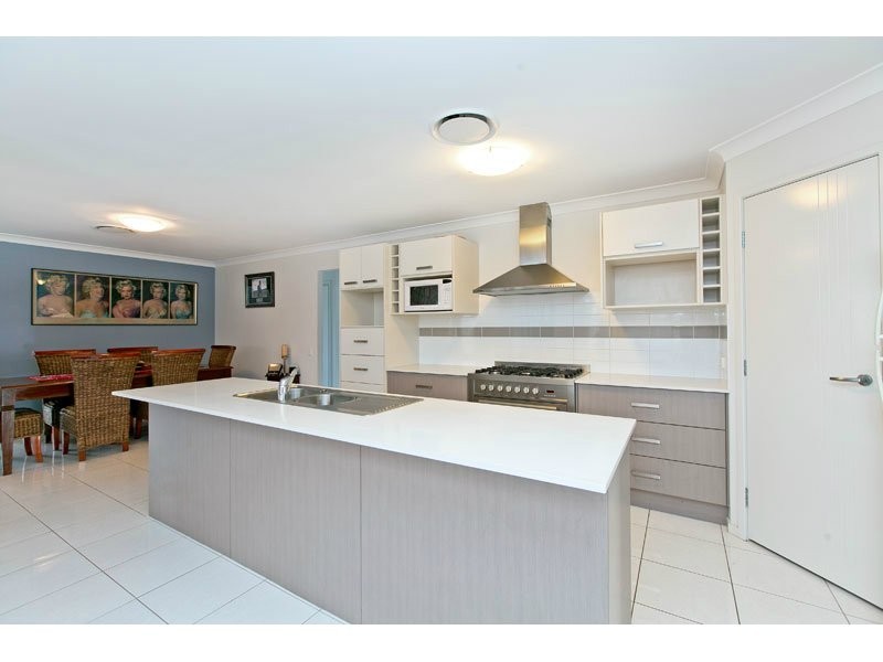 44 Butternut Circuit, Thornlands QLD 4164