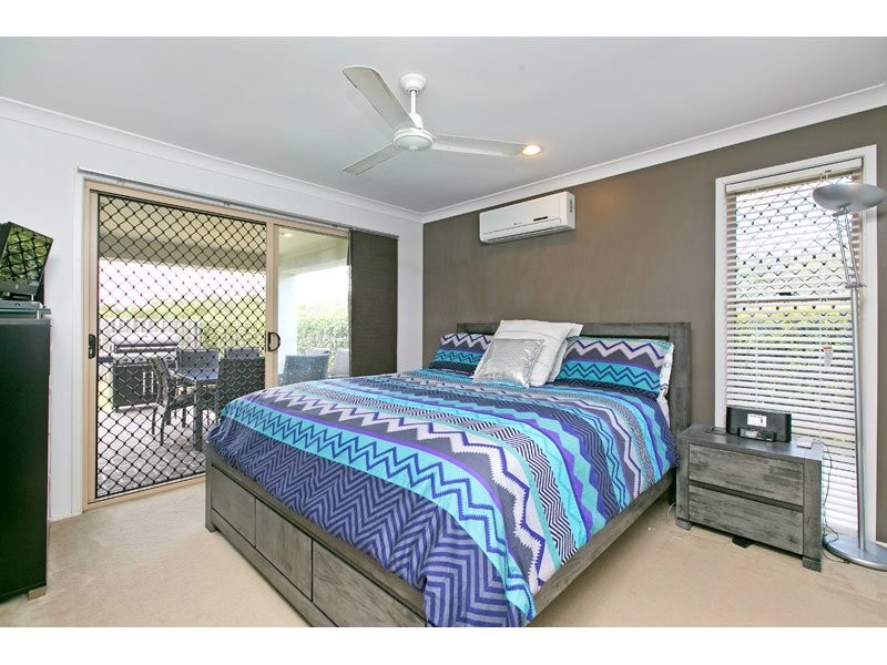 37 Aqua Crescent, Redland Bay QLD 4165