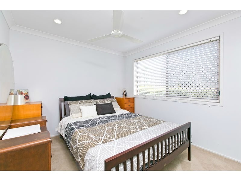 37 Aqua Crescent, Redland Bay QLD 4165