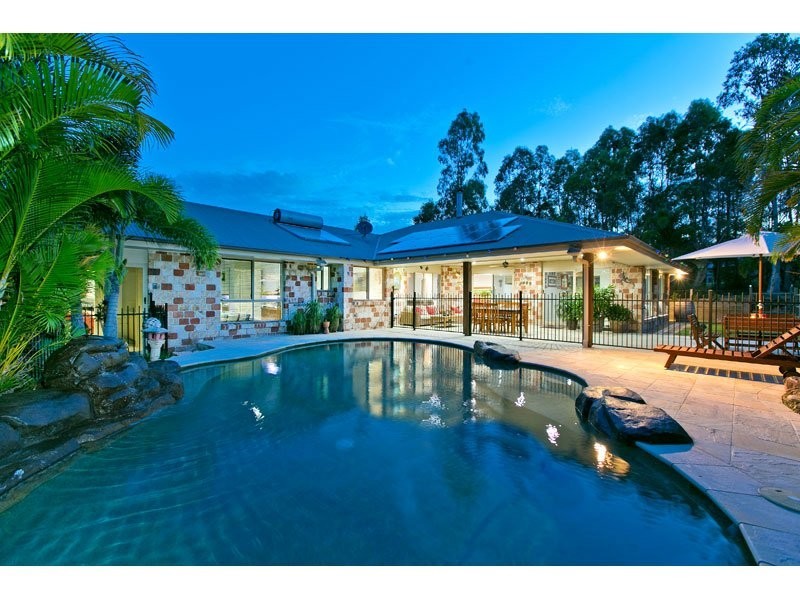 1 Hanlin Place, Victoria Point QLD 4165