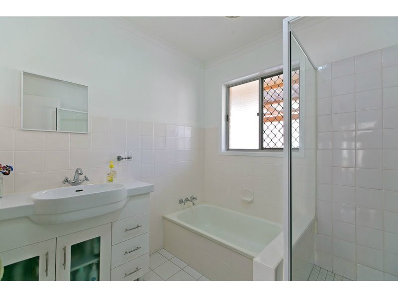 15 Sandringham St, Alexandra Hills QLD 4161