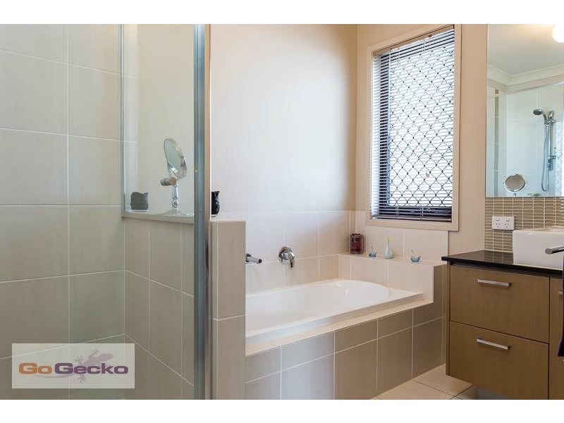 1 Scribbly Gum Place, Mount Cotton QLD 4165