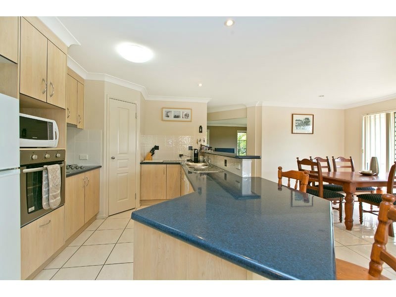 7 Cobby Court, Redland Bay QLD 4165